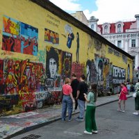 Стена Виктора Цоя на Арбате :: Анастасия Смирнова