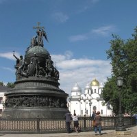 Памятник «Тысячелетие России» и Софийский собор :: Александр Ильчевский 