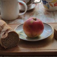 Последнее яблочко с нашей яблоньки :: Наталья Последнее яблочко с нашей яблоньки :: Наталья