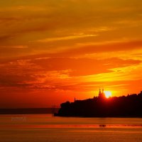 Летний закат на Каме :: Сергей Беляев