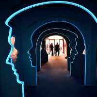 Вход с Варварки в Гостиный двор на форум-фестиваль «Территория будущего. Москва 2030» :: Татьяна Помогалова