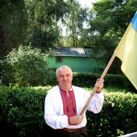 Прийміть щирі вітання з нагоди Дня Державного прапора України. :: Степан Карачко