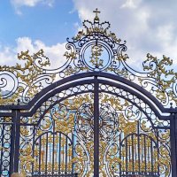 Церковные ворота (у Воскресенской церкви с севера) :: Любовь Сахарова Церковные ворота (у Воскресенской церкви с севера) :: Любовь Сахарова