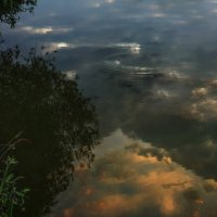 На утренней зорьке. :: Владимир Безбородов