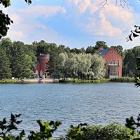 Пруд Екатерининского парка :: Любовь Сахарова