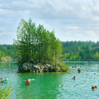 Мраморное озеро, База Оазис :: Дмитрий Конев