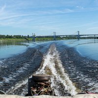 по Волге :: Владимир Зеленцов