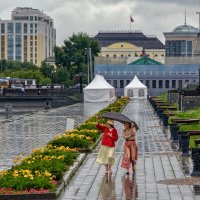 Дождливый день, Екатеринбург :: Сергей Шатохин 