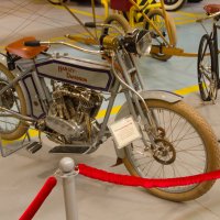 Верхняя Пышма. Музей автомобильной техники. Старая экспозиция :: Андрей 