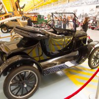 Верхняя Пышма. Музей автомобильной техники. Старая экспозиция :: Андрей 