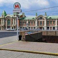 Вход в метро :: Dmitry i Mary S