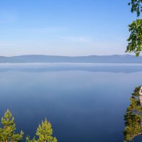 Туманное утро на озере Тургояк. :: Алексей Трухин Туманное утро на озере Тургояк. :: Алексей Трухин