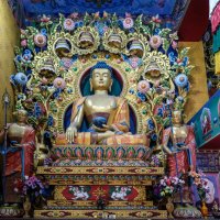 Будда в храме :: Георгий А