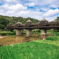 Мост в стиле ветра и дождя в деревне народит дун в Китае :: Дмитрий 