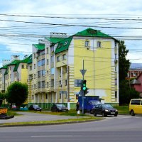 Чебоксары. Дом по ул. Ивана Франко 4/2. :: Пётр Чернега Чебоксары. Дом по ул. Ивана Франко 4/2. :: Пётр Чернега