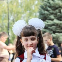 Призадумалась... :: Игорь Родионов Призадумалась... :: Игорь Родионов