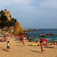 Пляж Ллорет Де Мар :: Юрий. Шмаков