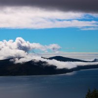 Каменный венец в облаках :: Александр Чашин