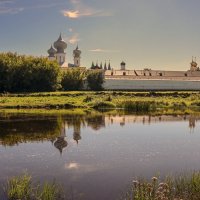 Тихвинский монастырь :: skijumper Иванов