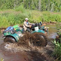 На то он и болотоход... :: Галина Ильясова На то он и болотоход... :: Галина Ильясова