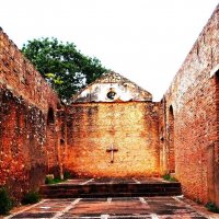 Католические развалины в Тринидаде :: Александр Чашин