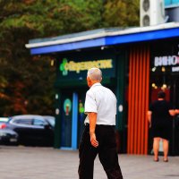 Возле фонтана :: Юрий Гайворонскiий Возле фонтана :: Юрий Гайворонскiий