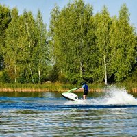На гидроцикле по озеру. :: Милешкин Владимир Алексеевич 