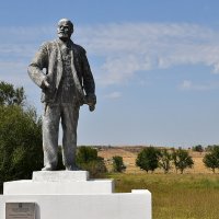 Не только на площадях городов :: Александр 
