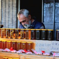 Продавец меда :: Evgeny Mameev