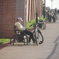 Перерыв на велосипедной прогулке :: Сергей Швечков