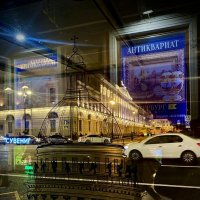 Отражение витрин. :: Alexey YakovLev