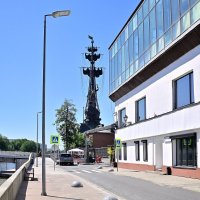 "А я иду, шагаю по Москве..." :: Владимир Мигонькин