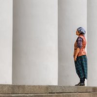 На пороге храма :: Владимир Колесников