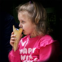 Мороженое. :: Александр 