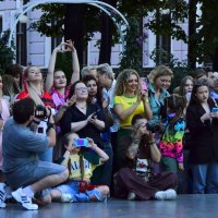 Восторженные зрители. :: Наталья Вязигина