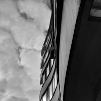 городская волна :: Артём 