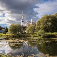 Осень в Заозерье :: Galina 