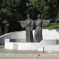 Памятник Афанасию и Феодосию :: Александр Ильчевский 