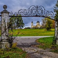 Усадьба Отрада-Семеновское. Никольская церковь :: Наталья Rosenwasser