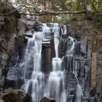 Водопад - "Неожиданный" или "Горбатый" :: Сергей Коваленко