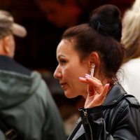 Главное красиво  оттопырить пальчик... :: Юрий. Шмаков