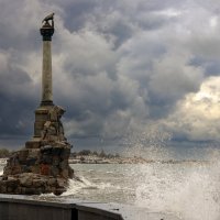 Памятник затонувшим кораблям :: skijumper Иванов