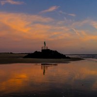 Закат в бывшем порту Сен-Бревен :: Георгий А Закат в бывшем порту Сен-Бревен :: Георгий А