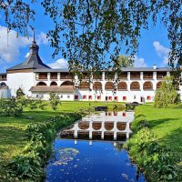 Большая Мереженная и Косая башни. Монастырская стена. :: Михаил Свиденцов