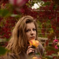Девушка в цветах :: Мария Яковлева