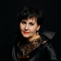 Дама в черном :: Сергей Удовенко