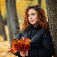 Осенний портрет :: Лилия .
