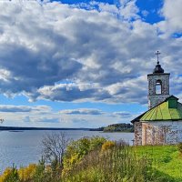 Введенская церковь. Гори́цкий Воскресéнский монастырь. Вологодская область. :: Михаил Свиденцов