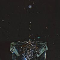 Стакан воды! :: Giant Tao /