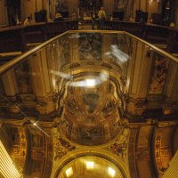 зеркало в базилике Рима :: Осень